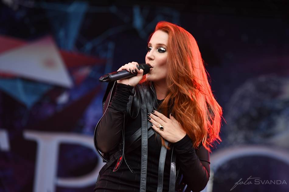 Masters Of Rock: Druhý den vizovickému metalovému svátku kralovali Epica nebo Sepultura