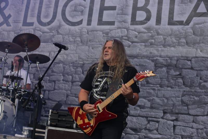 Hrady CZ na Točníku završili Arakain a Lucie Bílá, Anna K. nebo Mandrage