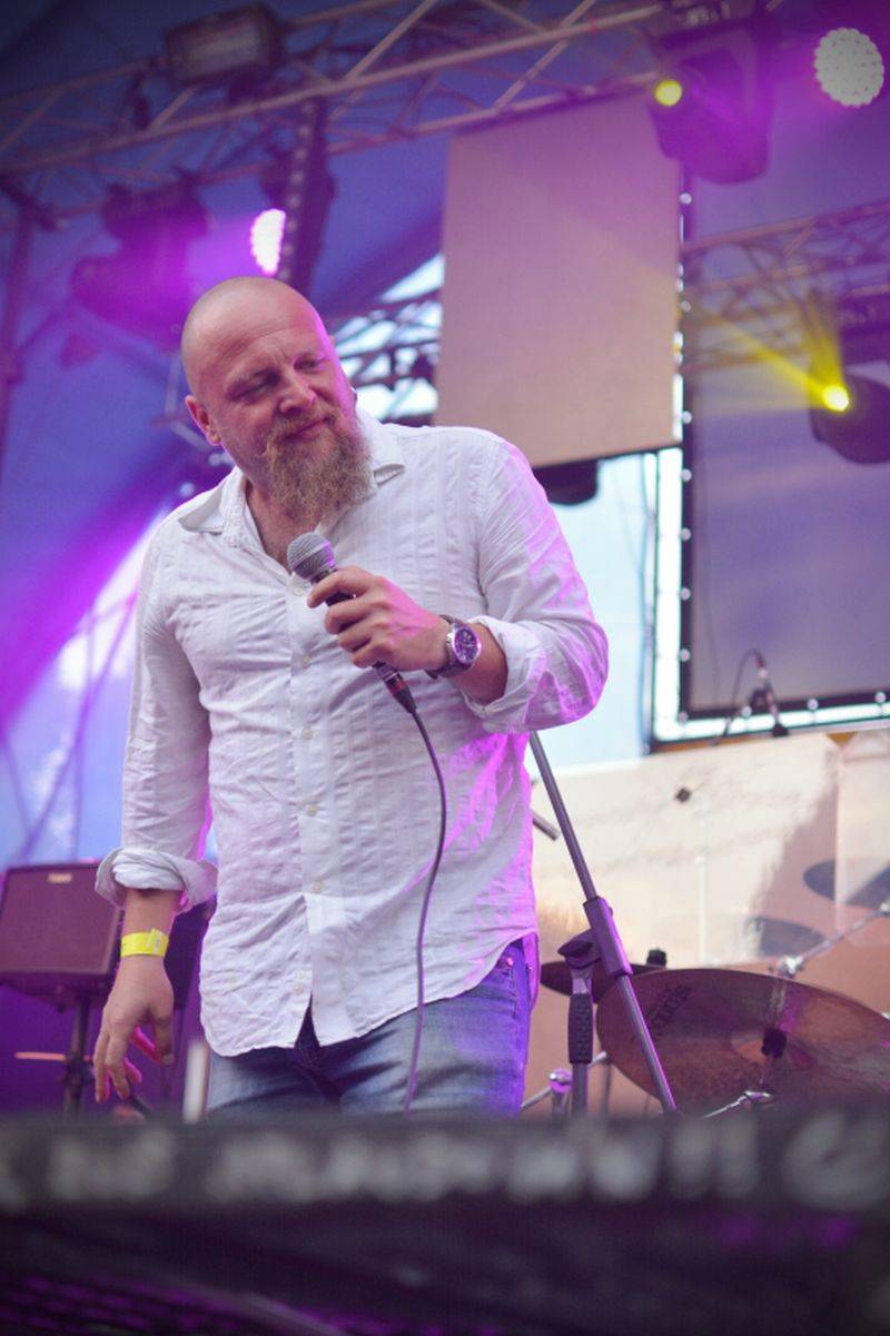 Divokej Bill dorazil na vlně Tsunami do Výravy