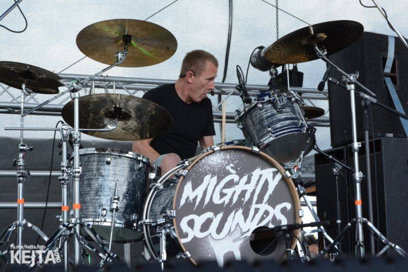 Druhý den Mighty Sounds: V Táboře úřadovaly zahraniční hvězdy Gogol Bordello a The Adicts