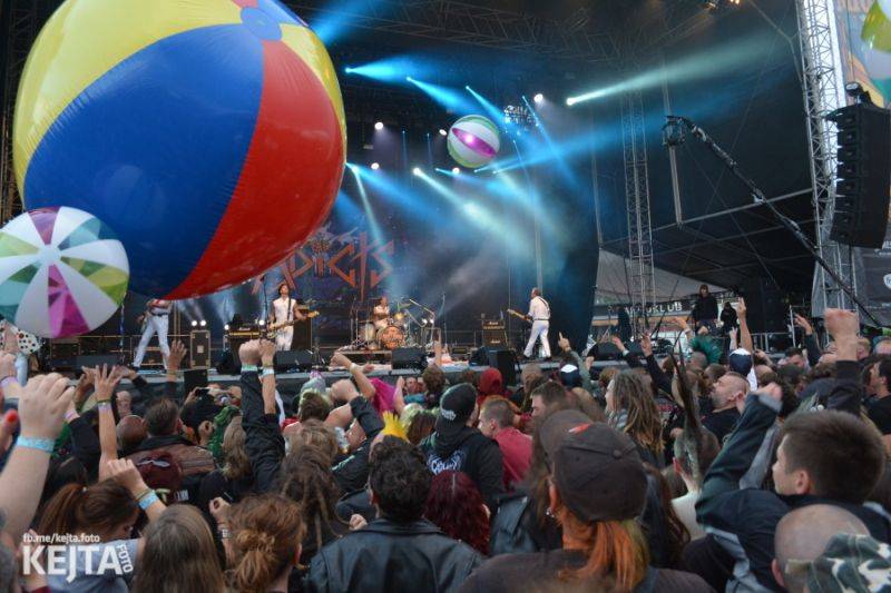 Druhý den Mighty Sounds: V Táboře úřadovaly zahraniční hvězdy Gogol Bordello a The Adicts