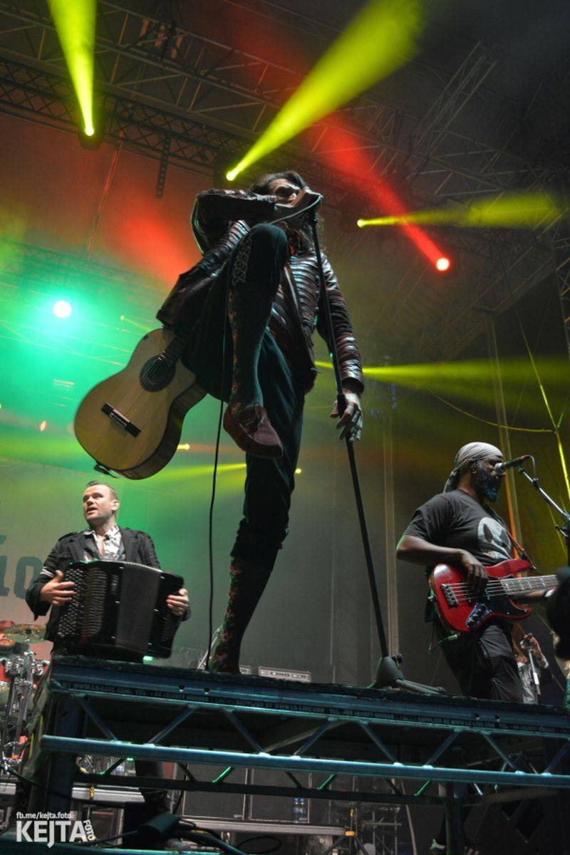 Druhý den Mighty Sounds: V Táboře úřadovaly zahraniční hvězdy Gogol Bordello a The Adicts