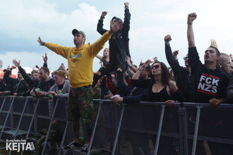 Druhý den Mighty Sounds: V Táboře úřadovaly zahraniční hvězdy Gogol Bordello a The Adicts