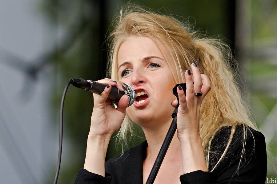 Barvy léta v Poděbradech: Divoké počasí a Tři sestry, Xindl X nebo Vypsaná Fixa