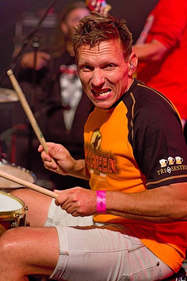 Barvy léta v Poděbradech: Divoké počasí a Tři sestry, Xindl X nebo Vypsaná Fixa