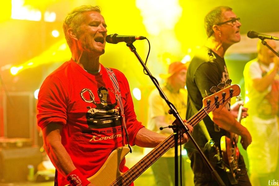 Barvy léta v Poděbradech: Divoké počasí a Tři sestry, Xindl X nebo Vypsaná Fixa