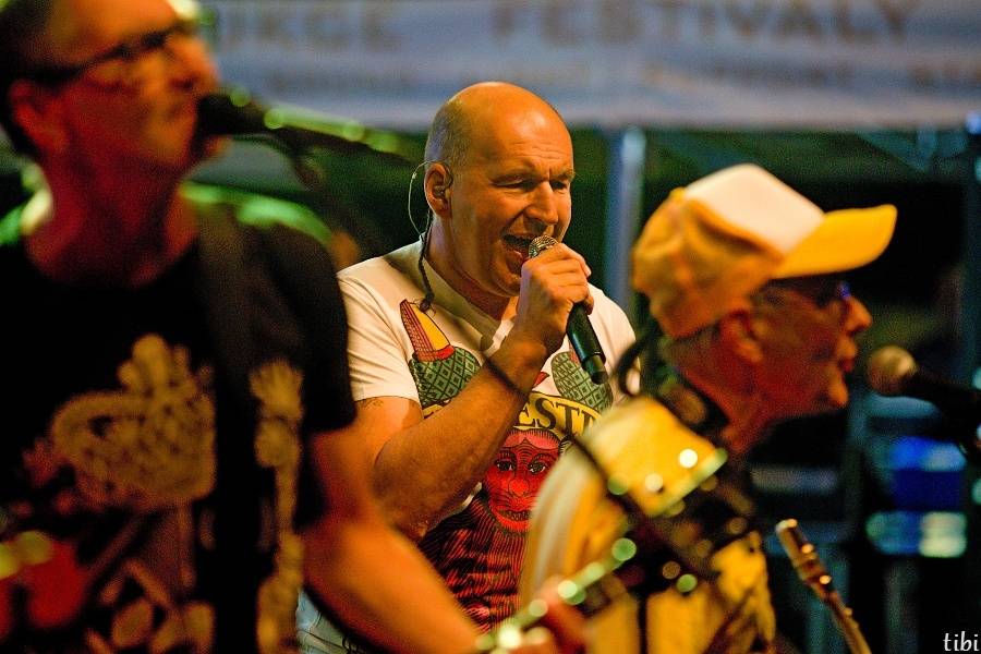 Barvy léta v Poděbradech: Divoké počasí a Tři sestry, Xindl X nebo Vypsaná Fixa