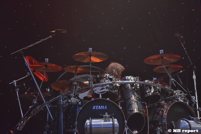 ZZ Top v Plzni: Legendární vousáči naplnili zimní stadion 