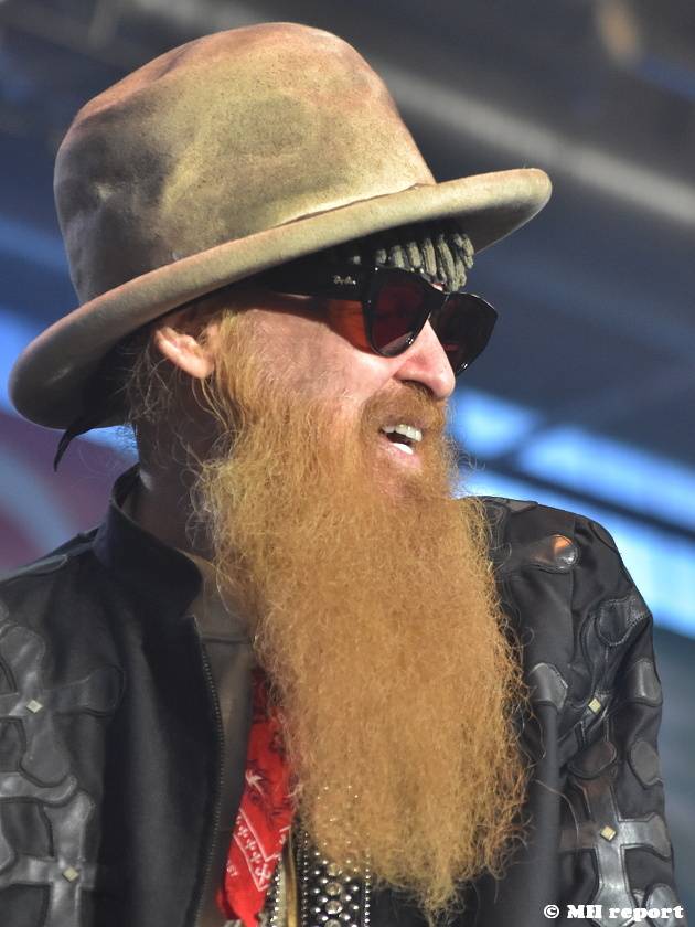 ZZ Top v Plzni: Legendární vousáči naplnili zimní stadion 