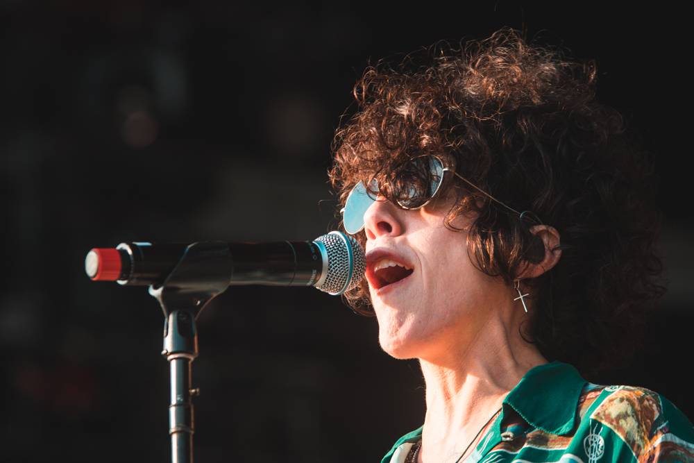 Druhý den Colours: Skvělá LP, legendární Norah Jones a impozantní Faada Freddy