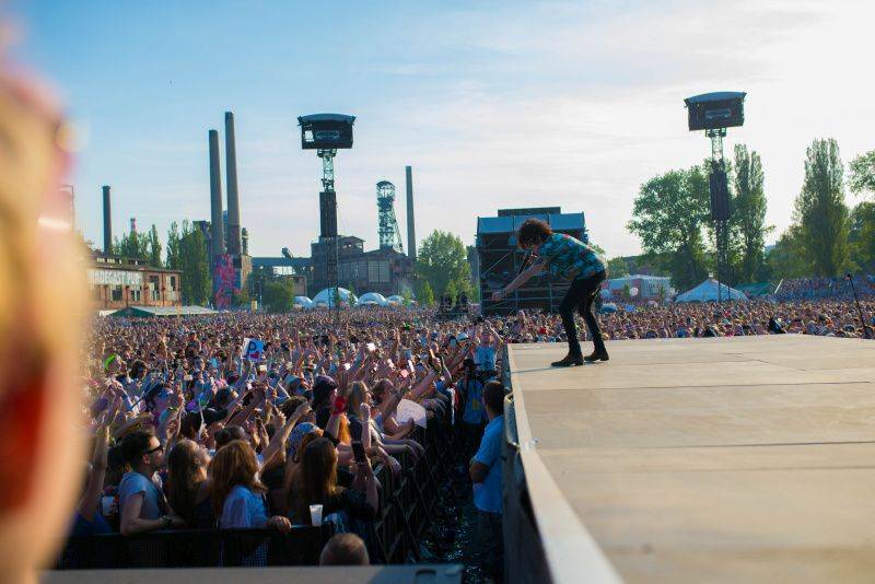 Druhý den Colours Of Ostrava byl ve znamení žen, zpívaly LP, Norah Jones nebo Aneta Langerová