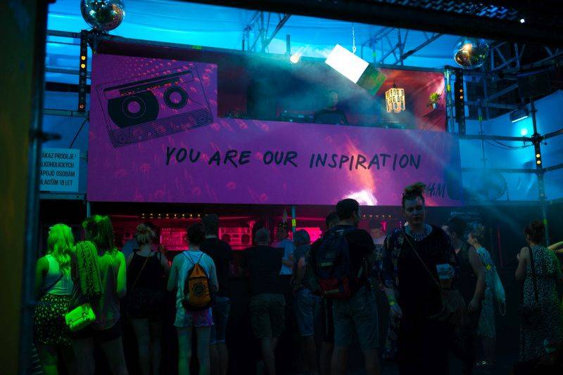 Druhý den Colours Of Ostrava byl ve znamení žen, zpívaly LP, Norah Jones nebo Aneta Langerová