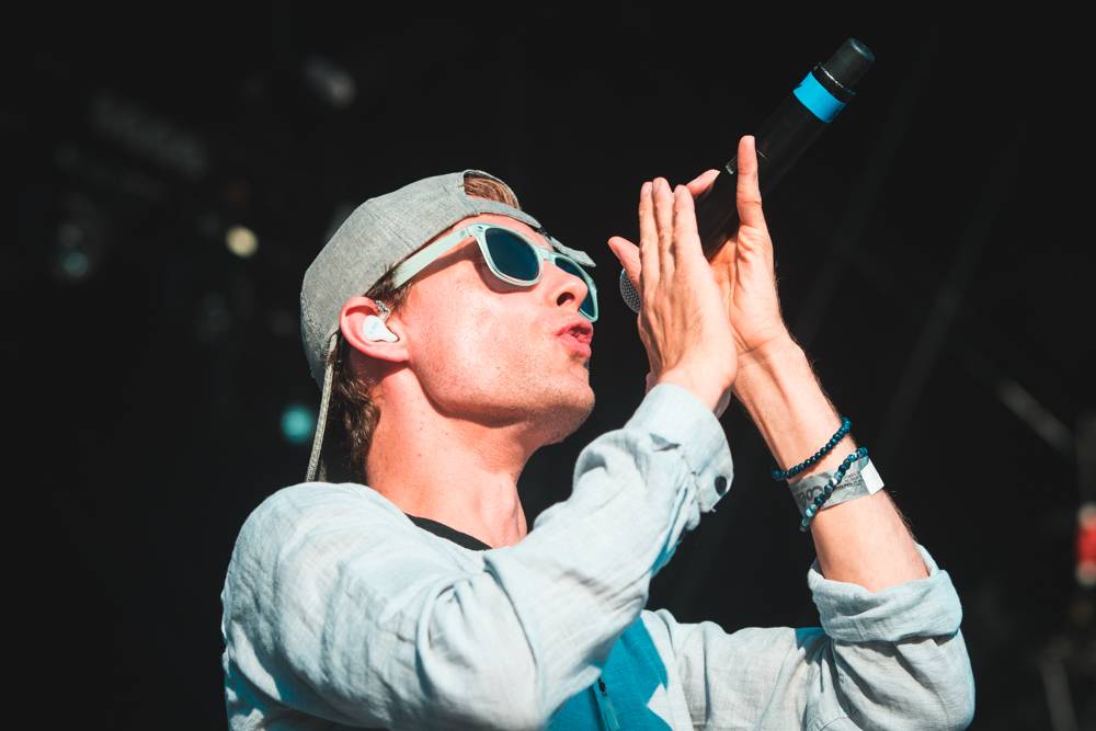 Třetí den Colours of Ostrava: Michal Hrůza s filharmonií, skvělí Midnight Oil a překvapení St. Paul & The Broken Bones