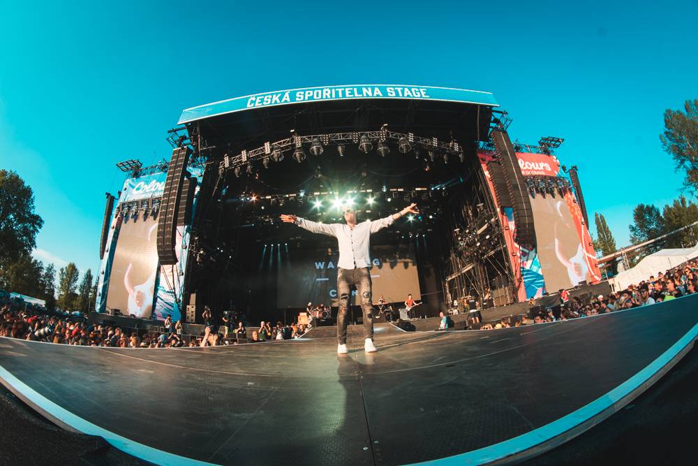 Třetí den Colours of Ostrava: Michal Hrůza s filharmonií, skvělí Midnight Oil a překvapení St. Paul & The Broken Bones