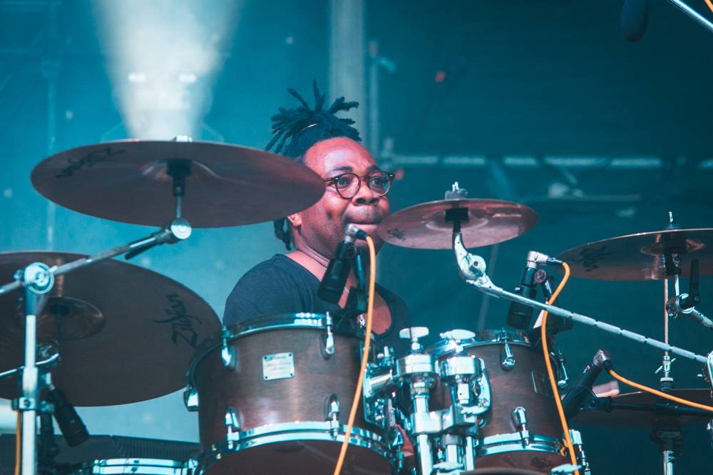 Třetí den Colours of Ostrava: Michal Hrůza s filharmonií, skvělí Midnight Oil a překvapení St. Paul & The Broken Bones