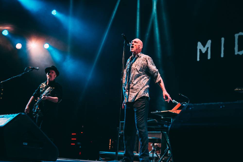 Třetí den Colours of Ostrava: Michal Hrůza s filharmonií, skvělí Midnight Oil a překvapení St. Paul & The Broken Bones