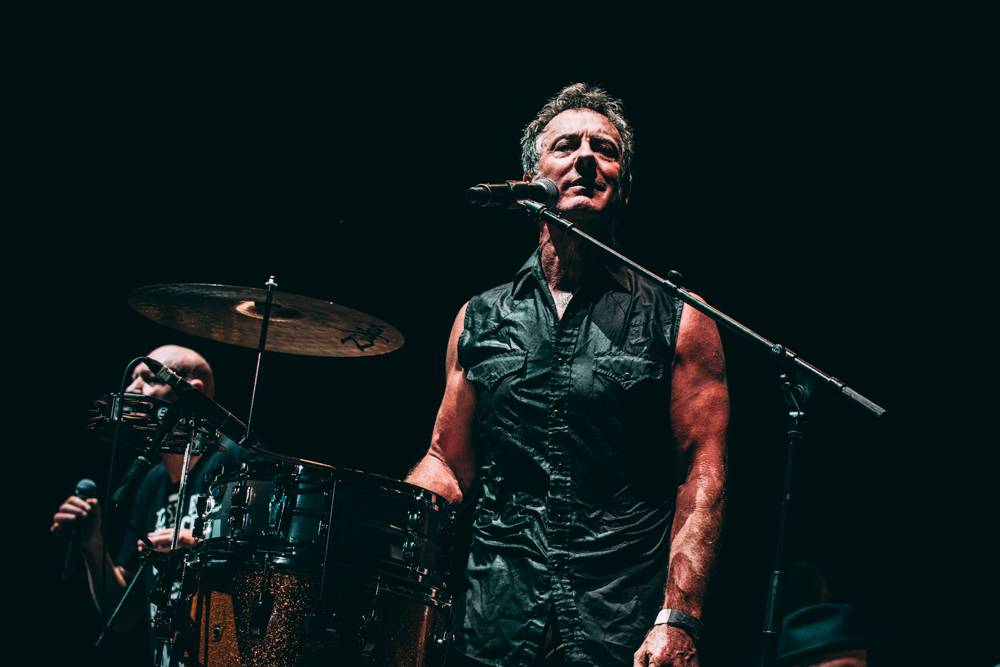 Třetí den Colours of Ostrava: Michal Hrůza s filharmonií, skvělí Midnight Oil a překvapení St. Paul & The Broken Bones