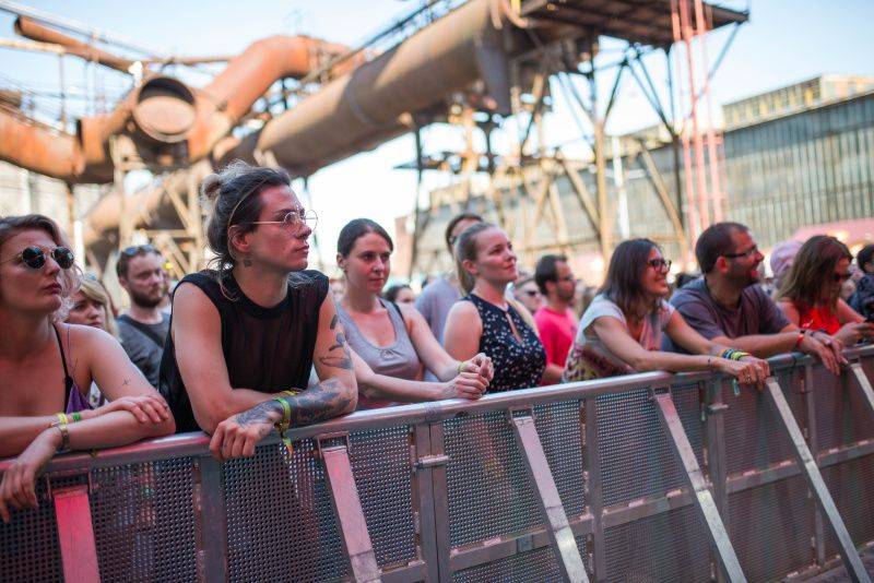 Colours Of Ostrava potřetí: Benjamin Clementine, Walking On Cars, Moderat i volnočasové aktivity