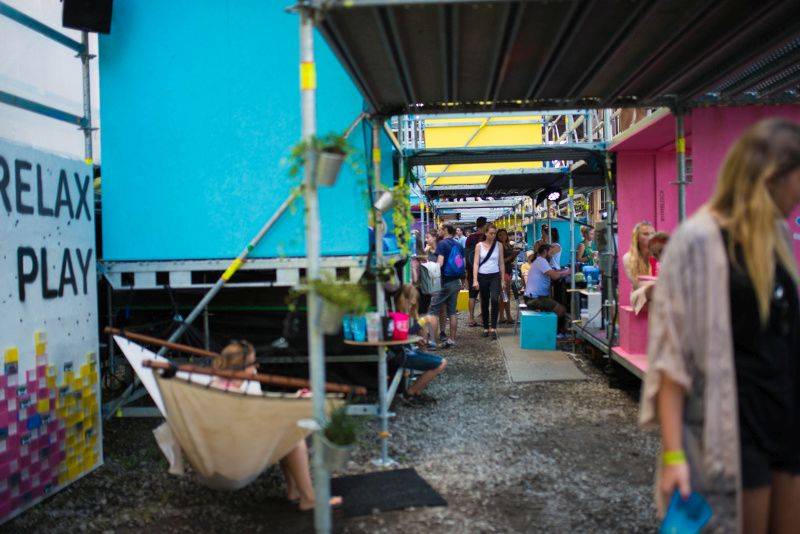 Colours Of Ostrava potřetí: Benjamin Clementine, Walking On Cars, Moderat i volnočasové aktivity