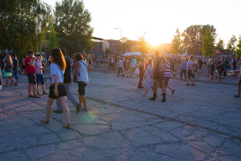 Colours Of Ostrava potřetí: Benjamin Clementine, Walking On Cars, Moderat i volnočasové aktivity
