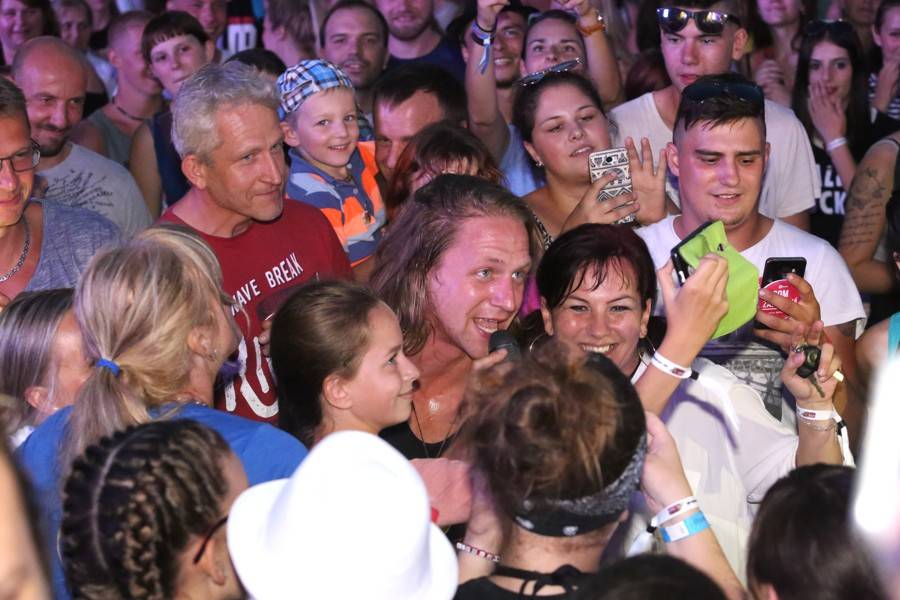 Cibulafest v Holíči narušil vítr, přesto zabodovali Tomáš Klus nebo Xindl X