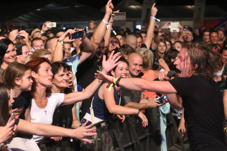 Cibulafest v Holíči narušil vítr, přesto zabodovali Tomáš Klus nebo Xindl X