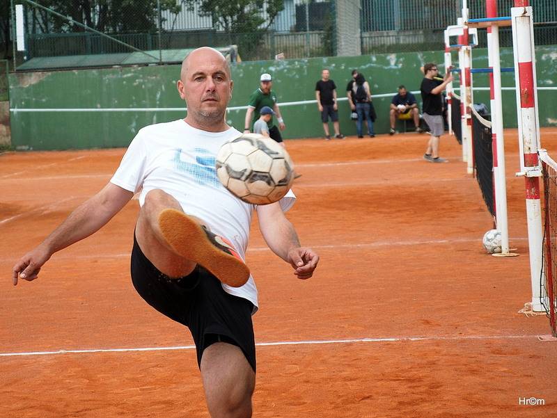 Festonda Cup vyhráli Apple Juice, nohejbalové týmy sestavili i Wohnout, Tři sestry nebo UDG