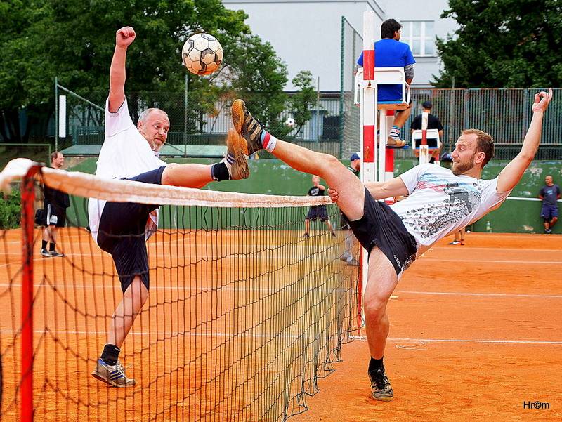 Festonda Cup vyhráli Apple Juice, nohejbalové týmy sestavili i Wohnout, Tři sestry nebo UDG
