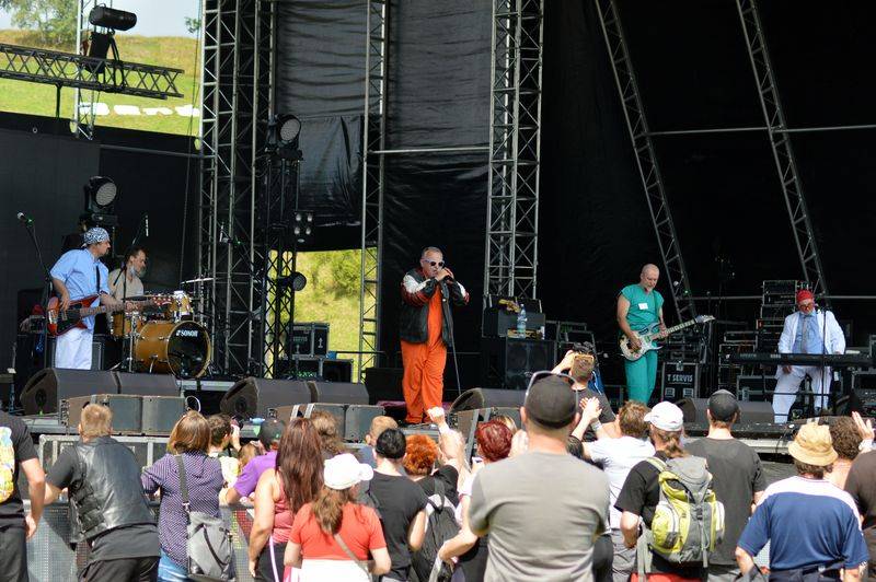 Benátská! hostila Team, Debbi, Alkehol nebo Kamila Střihavku, v sobotu vystoupí Status Quo