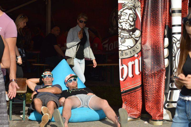 Benátská! hostila Team, Debbi, Alkehol nebo Kamila Střihavku, v sobotu vystoupí Status Quo