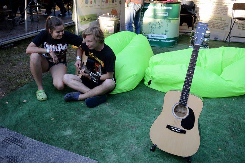 Benátská! hostila Team, Debbi, Alkehol nebo Kamila Střihavku, v sobotu vystoupí Status Quo