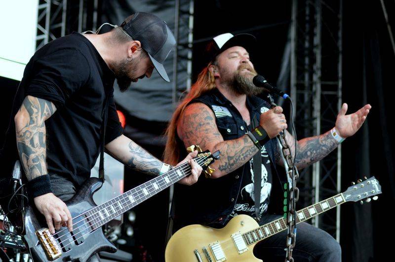 Benátská! gradovala se Status Quo, Jaroslavem Uhlířem nebo Hentai Corporation