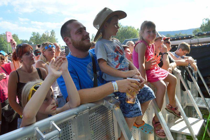 Benátská! gradovala se Status Quo, Jaroslavem Uhlířem nebo Hentai Corporation