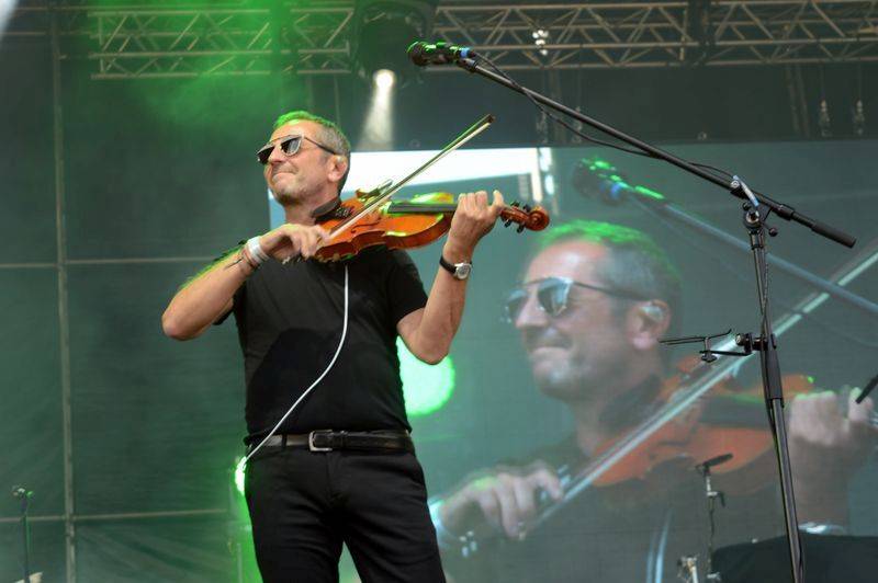 Benátská! gradovala se Status Quo, Jaroslavem Uhlířem nebo Hentai Corporation