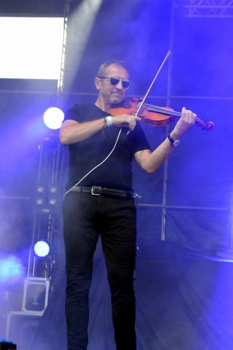 Benátská! gradovala se Status Quo, Jaroslavem Uhlířem nebo Hentai Corporation