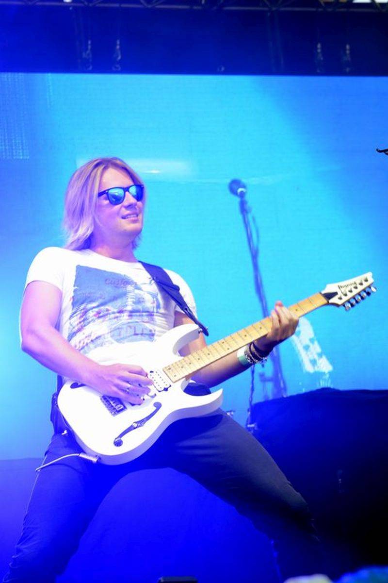 Benátská! gradovala se Status Quo, Jaroslavem Uhlířem nebo Hentai Corporation