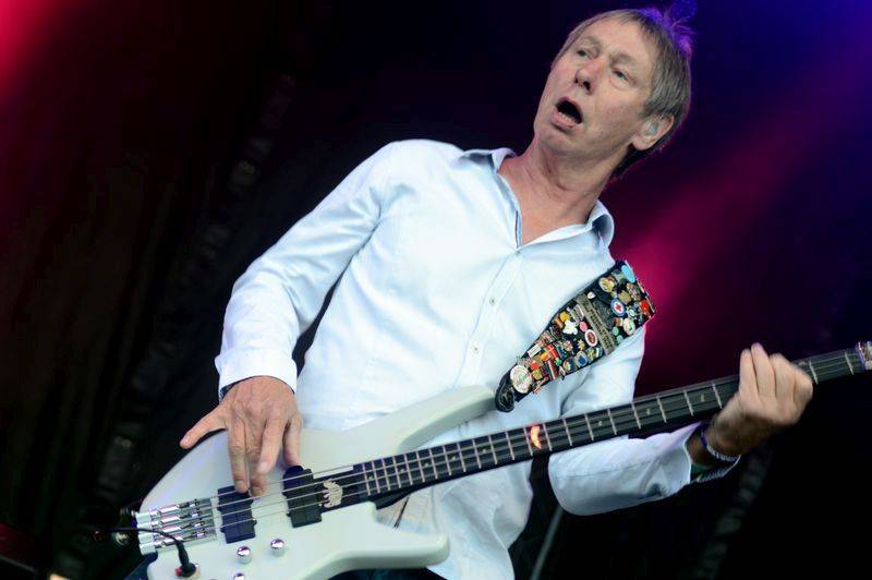 Benátská! gradovala se Status Quo, Jaroslavem Uhlířem nebo Hentai Corporation