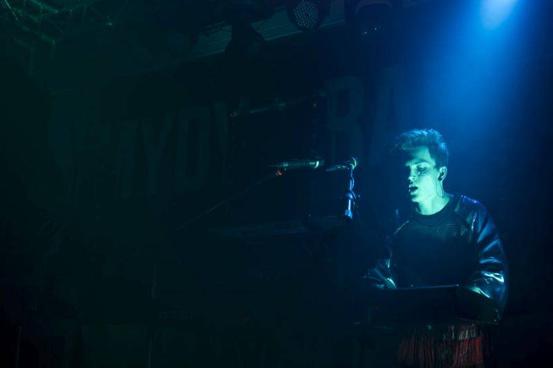 iREPORT oslavil na Cargo Gallery 26. narozeniny, přáli Tomáš Hanák i Iva Pazderková, hráli Mydy Rabycad