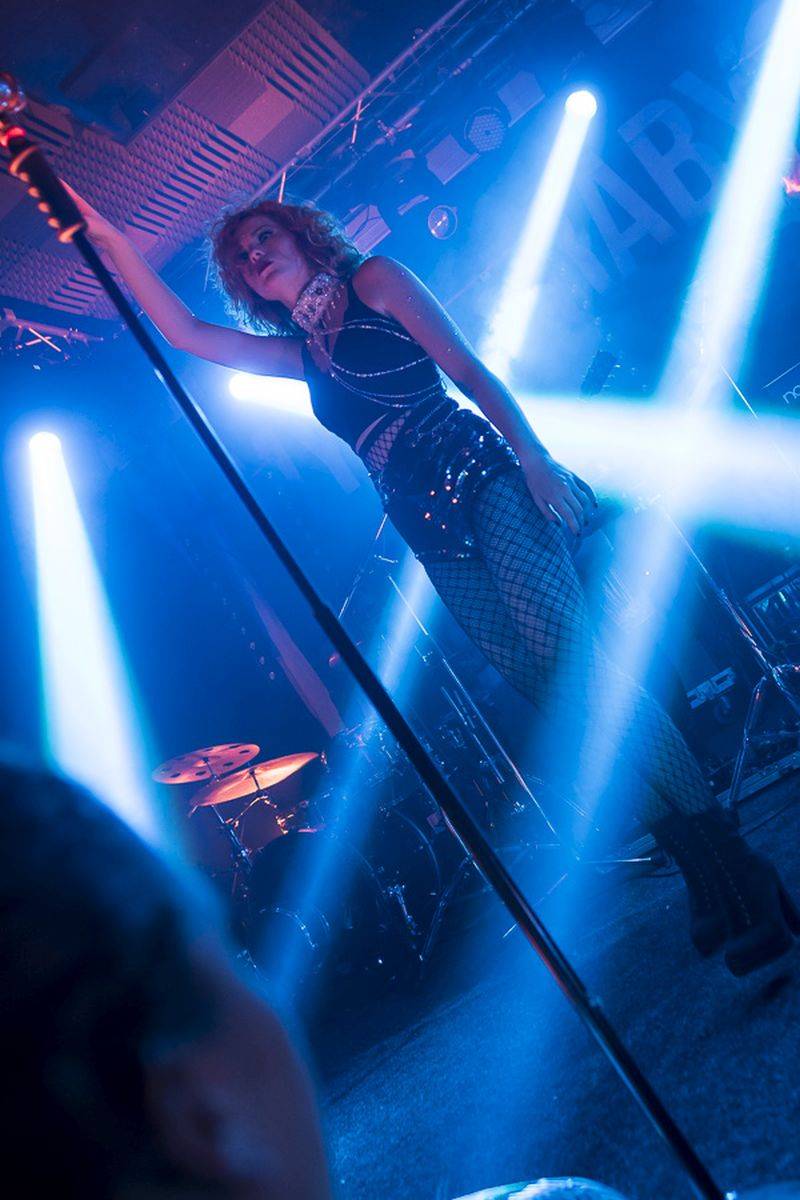 iREPORT oslavil na Cargo Gallery 26. narozeniny, přáli Tomáš Hanák i Iva Pazderková, hráli Mydy Rabycad