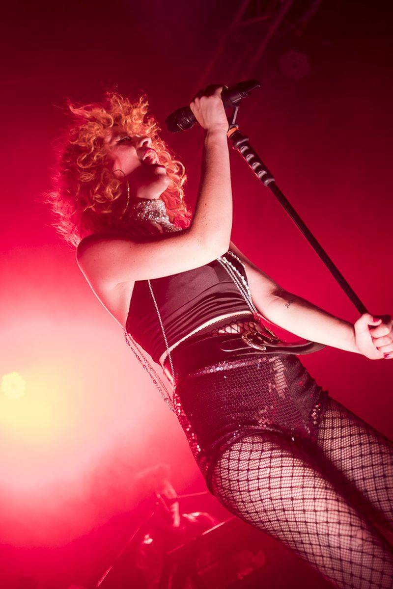 iREPORT oslavil na Cargo Gallery 26. narozeniny, přáli Tomáš Hanák i Iva Pazderková, hráli Mydy Rabycad