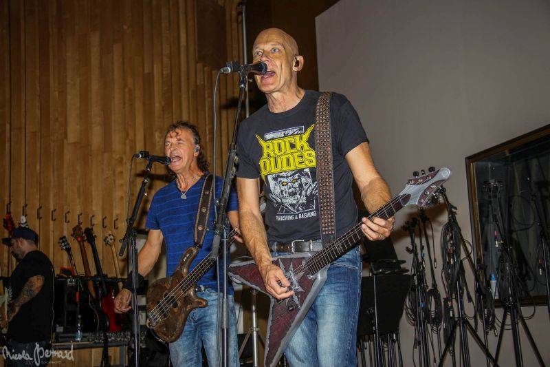 Accept nacvičovali v Praze s Českým národním symfonickým orchestrem, podívejte se na exkluzivní fotoreport