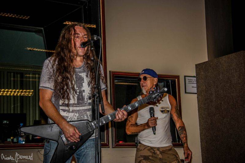 Accept nacvičovali v Praze s Českým národním symfonickým orchestrem, podívejte se na exkluzivní fotoreport