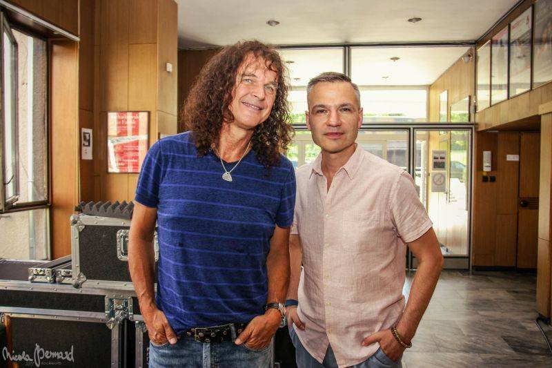 Accept nacvičovali v Praze s Českým národním symfonickým orchestrem, podívejte se na exkluzivní fotoreport