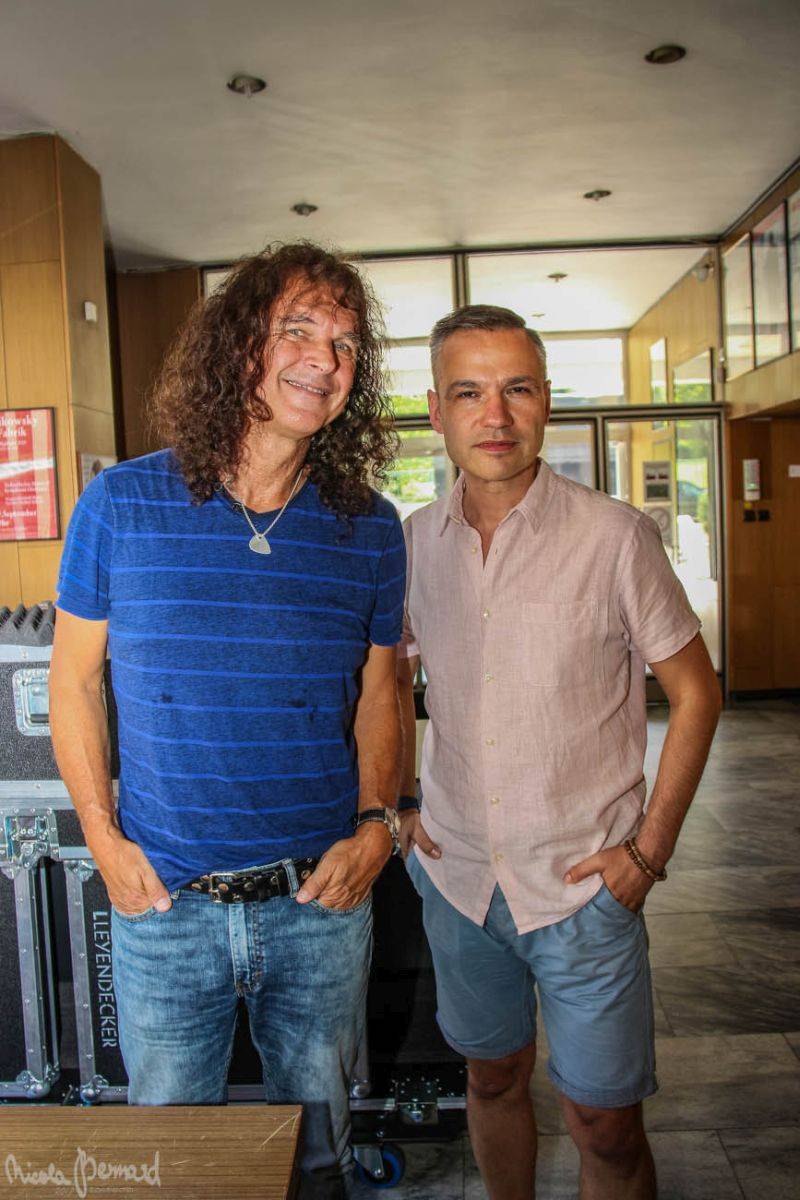 Accept nacvičovali v Praze s Českým národním symfonickým orchestrem, podívejte se na exkluzivní fotoreport