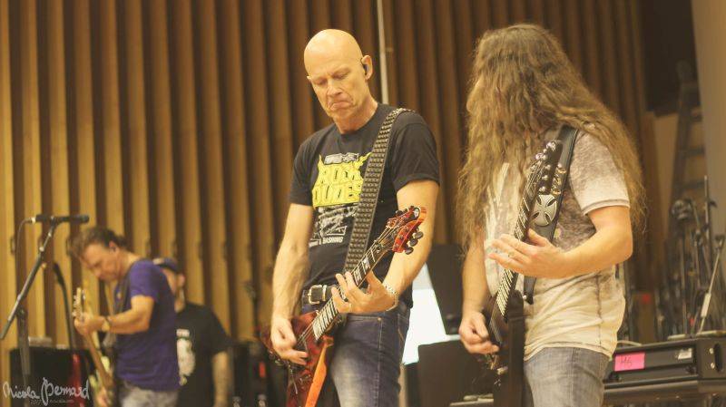 Accept nacvičovali v Praze s Českým národním symfonickým orchestrem, podívejte se na exkluzivní fotoreport