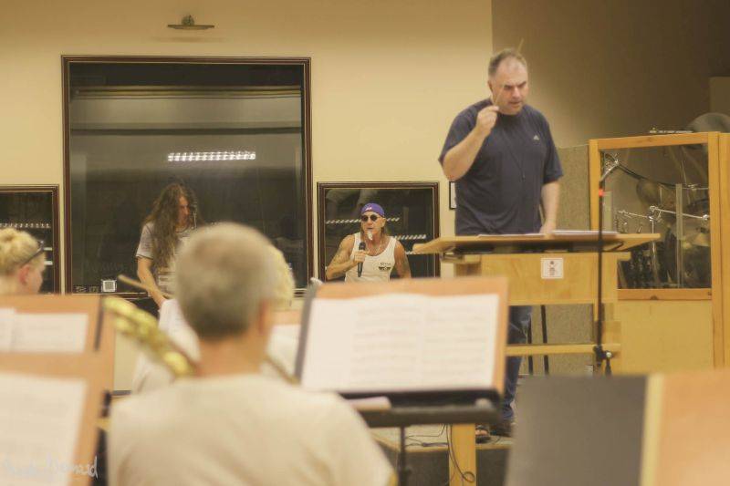 Accept nacvičovali v Praze s Českým národním symfonickým orchestrem, podívejte se na exkluzivní fotoreport