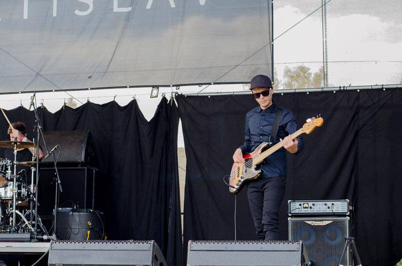 Hrady CZ: Zimní královna Lucie Bílá si s Arakainem podmanila Rožmberk, hráli i Visací zámek nebo Rybičky 48