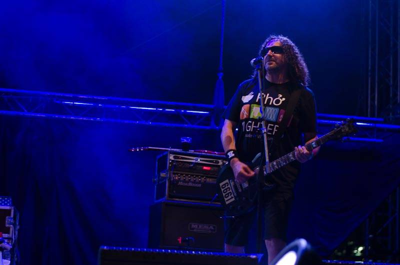 Hrady CZ: Zimní královna Lucie Bílá si s Arakainem podmanila Rožmberk, hráli i Visací zámek nebo Rybičky 48