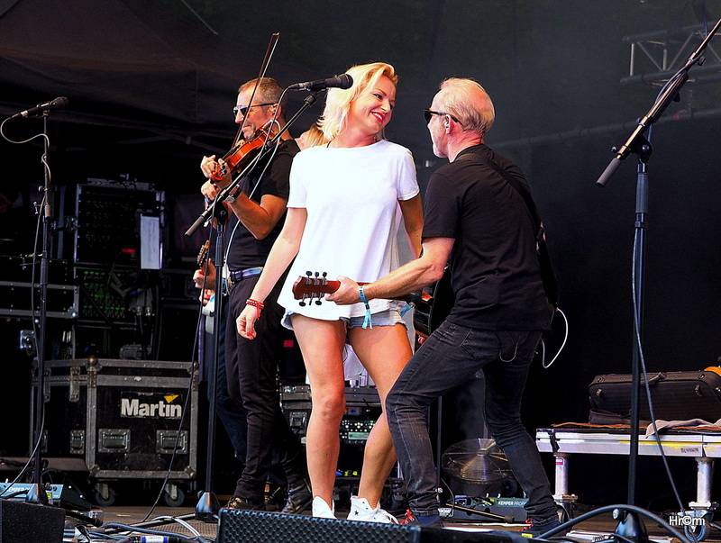 Thomas Anders byl hlavní hvězdou pátečního Sázavafestu, diváky bavili i Mig 21, Michal Hrůza nebo Jelen