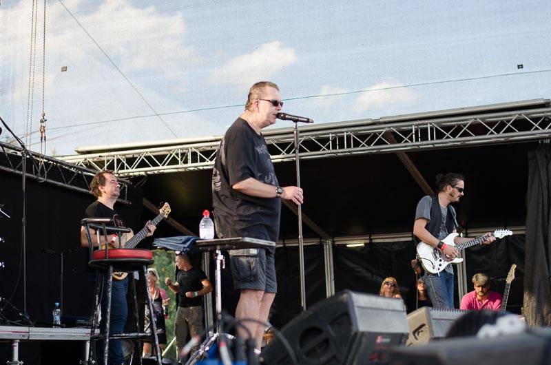 Hrady CZ: Na Rožmberku sklidil největší aplaus Tomáš Klus, sobotní program završili Mig 21